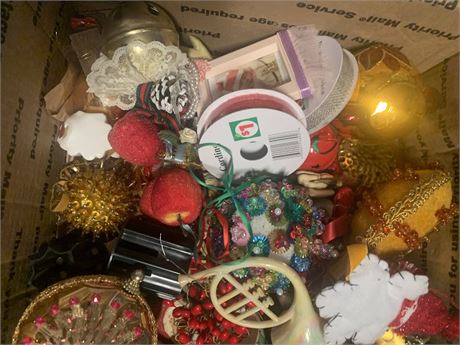 Vintage Christmas Ornament/Decoration Lot