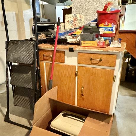 Miscellaneous Cleanout - Costco Stool, Toaster Oven, Cleaning Items and More