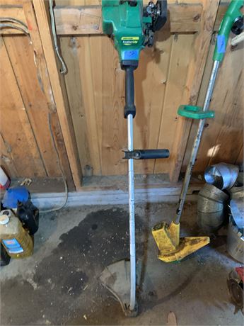 Feathlite Gas Weedeater/Trimmer - Has Compression