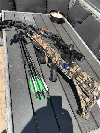 Rocky Mountain RM415 Crossbow With Scope and Bolts For Hunting