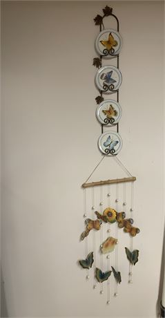 Butterfly Wind Chimes With 4 Butterfly Collectors Plates In Metal Hanging Stand