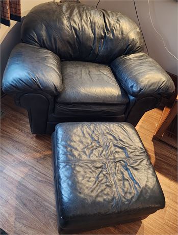 Leather Chair & Ottoman (Matches Lot 21)