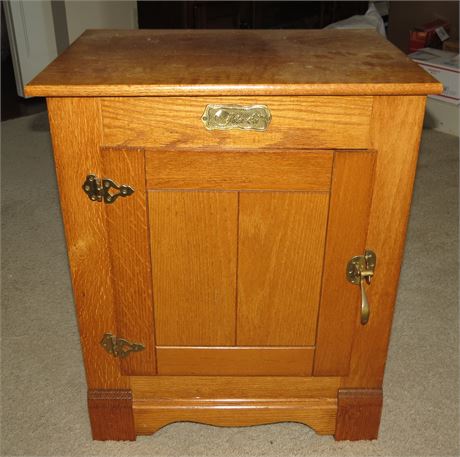Wood Polar Ice Ice Box