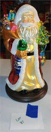 Thomas Pacconi Classic Santa on Wood Base