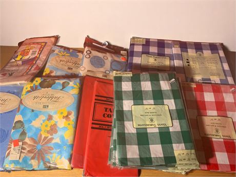 Vintage Vinyl & Fabric Tablecloth Lot of 16 (Unopened)