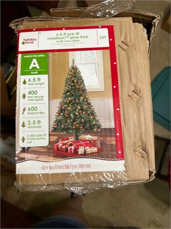 Artificial 6.5 Foot Christmas Tree, lit