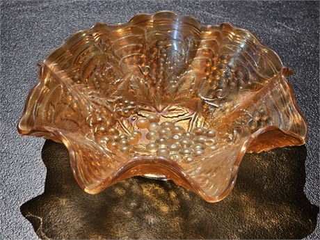 Imperial Glass Marigold Grape & Leaf Scalloped Edges Bowl