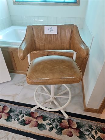 Vintage Stoneville Furniture Co Swivel Bar Chair