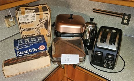 Mixed Small Appliance Lot- Chopper, Electric Fryer, Blender & More