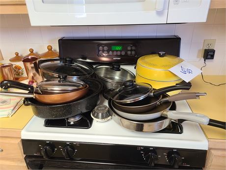 Pots & Pans Cleanout : Fry Pans / Roasters & More