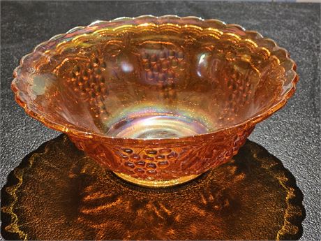 Imperial Glass Marigold Carnival Grape & Leaf Bowl