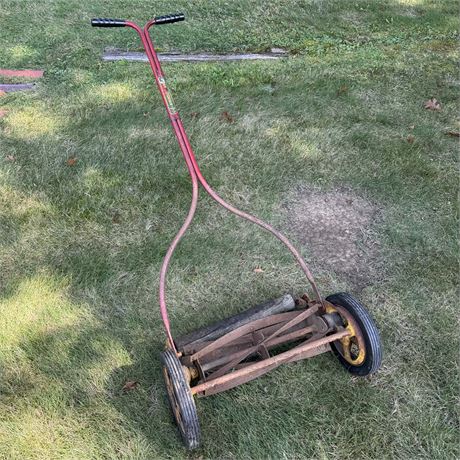 Vintage Grass Queen Push Mower - Works!