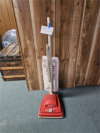 Eureka Upright Hot Shot Sweeper