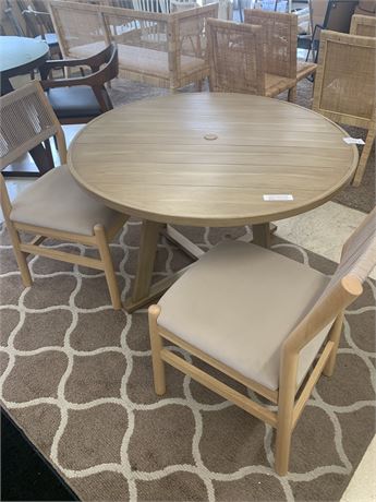 Outdoor Patio Round Metal Top Dining Table W/Chairs