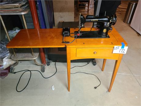 Singer No#66 Sewing Machine & Table