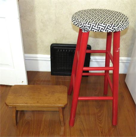 Barstool, Footstool