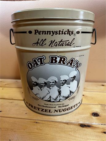 Vintage Oat Bay large tin with lid and handles