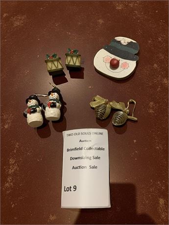 Christmas Earrings & Wooden Christmas Brooch Lot
