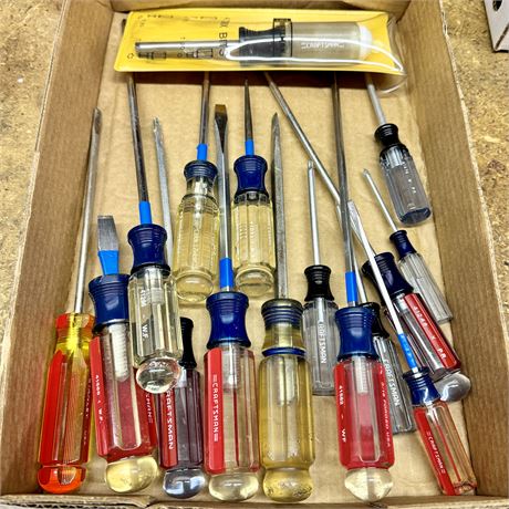 Nice Lot of Craftsman Screwdrivers