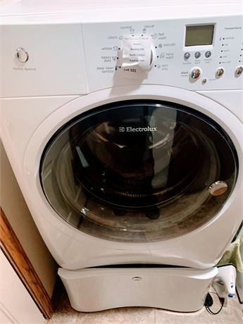 Electrolux Perfect Balance Front-Load Washing Machine