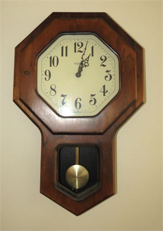 Verichron Quartz Clock