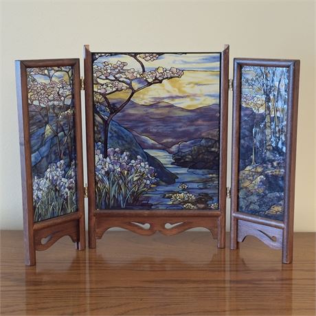 Decorative Stained Glass Style Folding Tabletop Panel