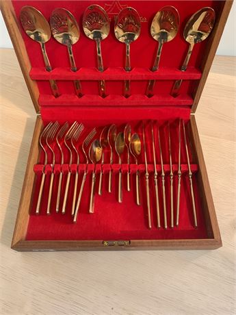 Thai Brass & Bronze Flatware Set W/Faux Bamboo Handles In Wooden Storage Canteen
