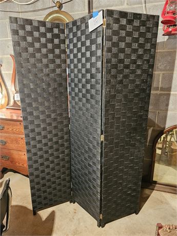 Basket Weave Room Divider