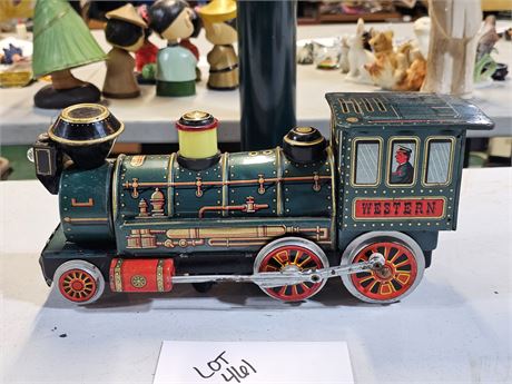 Modern Toys Western Tin Train Battery Operated