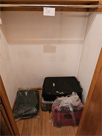 Mixed Luggage Maker & Size Vary