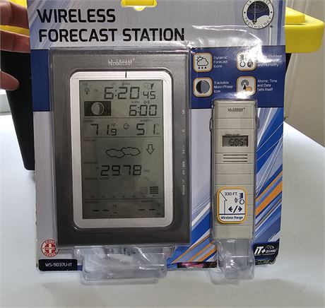 Wireless Forecast Station by La Crosse Technology