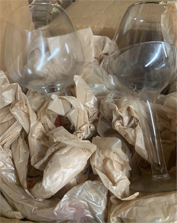 Clear Glass Stemware Wine/Champagne Glass Lot