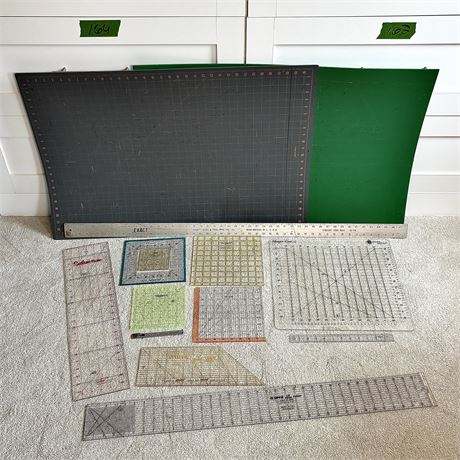 Nice Lot of Fabric/Sewing Cutting Mats & Measuring Devices