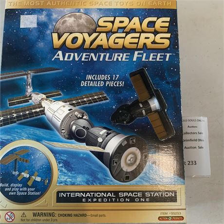 Action Products Space Voyagers Adventure Fleet International Space Station Toy