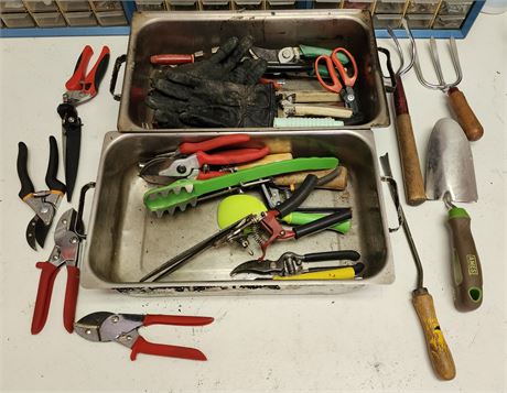 Garden Tools Lot