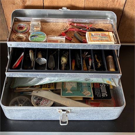 Vintage Old Pal Metal Tackle Box Full of Fishing tackle