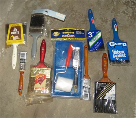 Assorted unused Paintbrushes