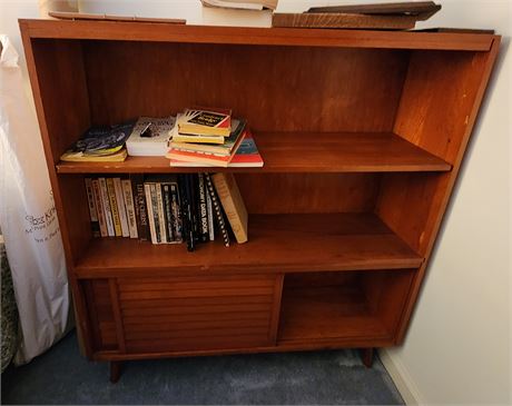 Bookshelf