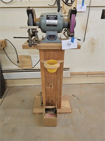 Delta 8" Bench Grinder & Accessories