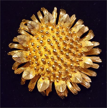 1960's Castlecliff Gold Sunflower Brooch~2"