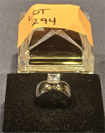 Sterling 925 CZ Ladies Ring Sz 10