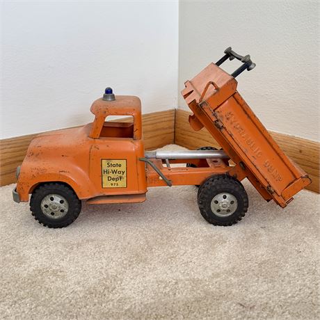 1950's Tonka State Hi-Way Dept. 975 Hydraulic Dump Truck Pressed Steel Toy