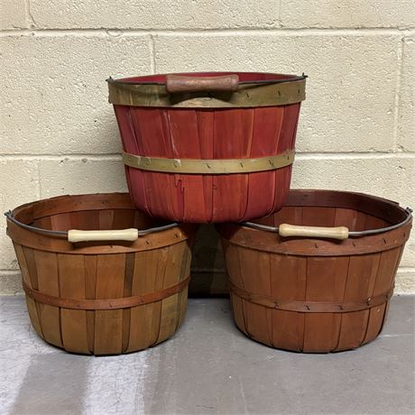Set of 3 Vintage Fruit/Apple Baskets