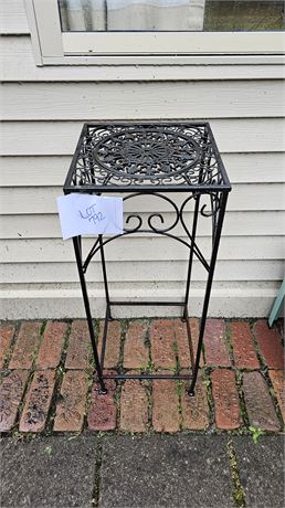 Metal Plant Stand