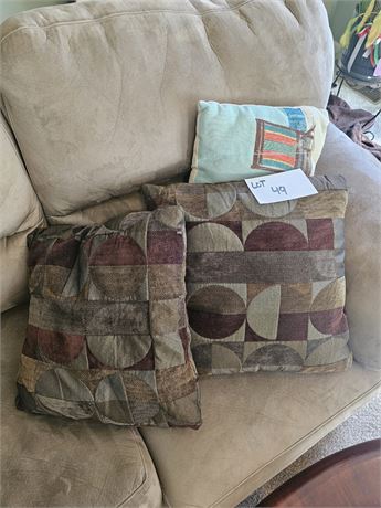 Mixed Size Throw Pillows