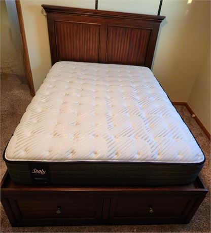 Beautiful 6- Drawer Mahogany Storage Bed~ Full Size *Like New*