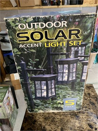 Outdoor 5 Pc Solar LED Lantern Lamps For Post Shepherd's Hook Or Tabletop