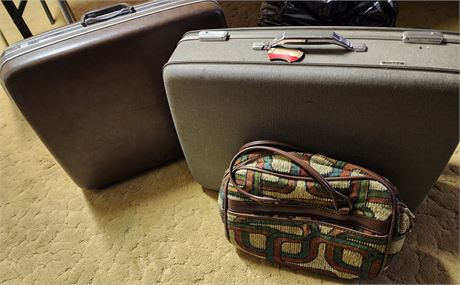 Luggage Lot 2