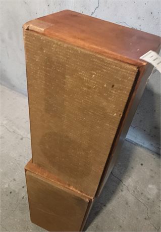 Vintage Olson Electronics S-570 2-Way Speaker System In Wood Enclosure