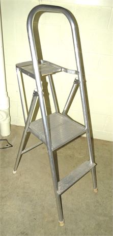 Step Ladder